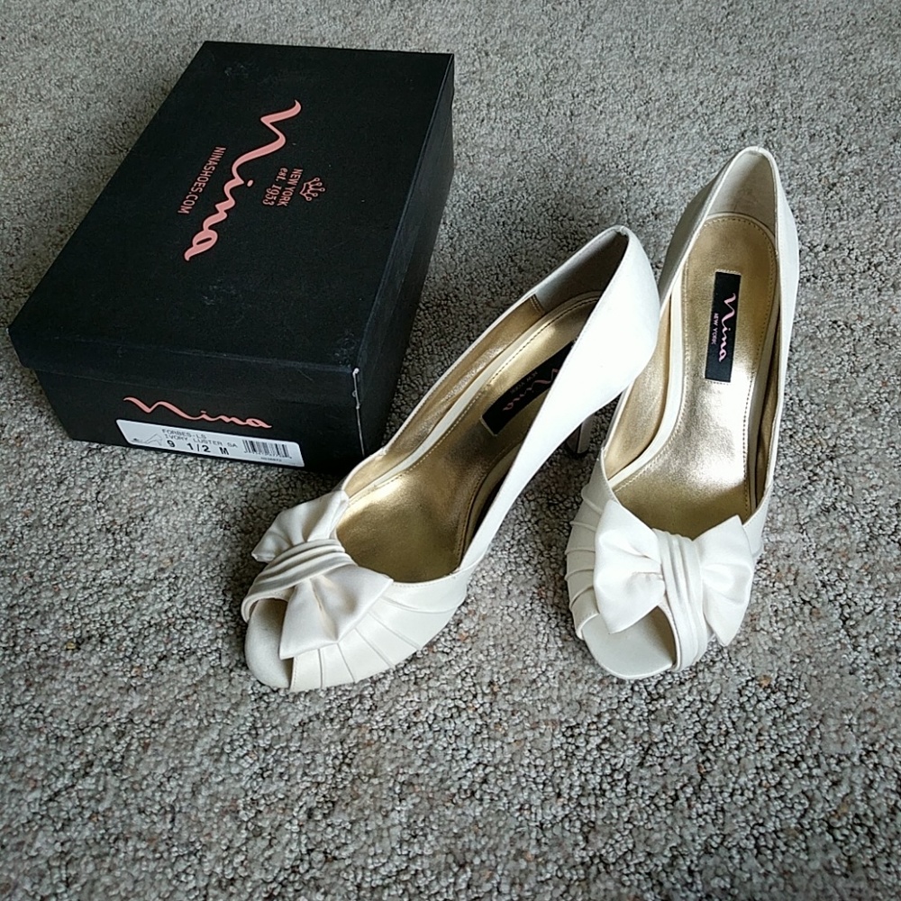 Ivory heels-- perfect for wedding!